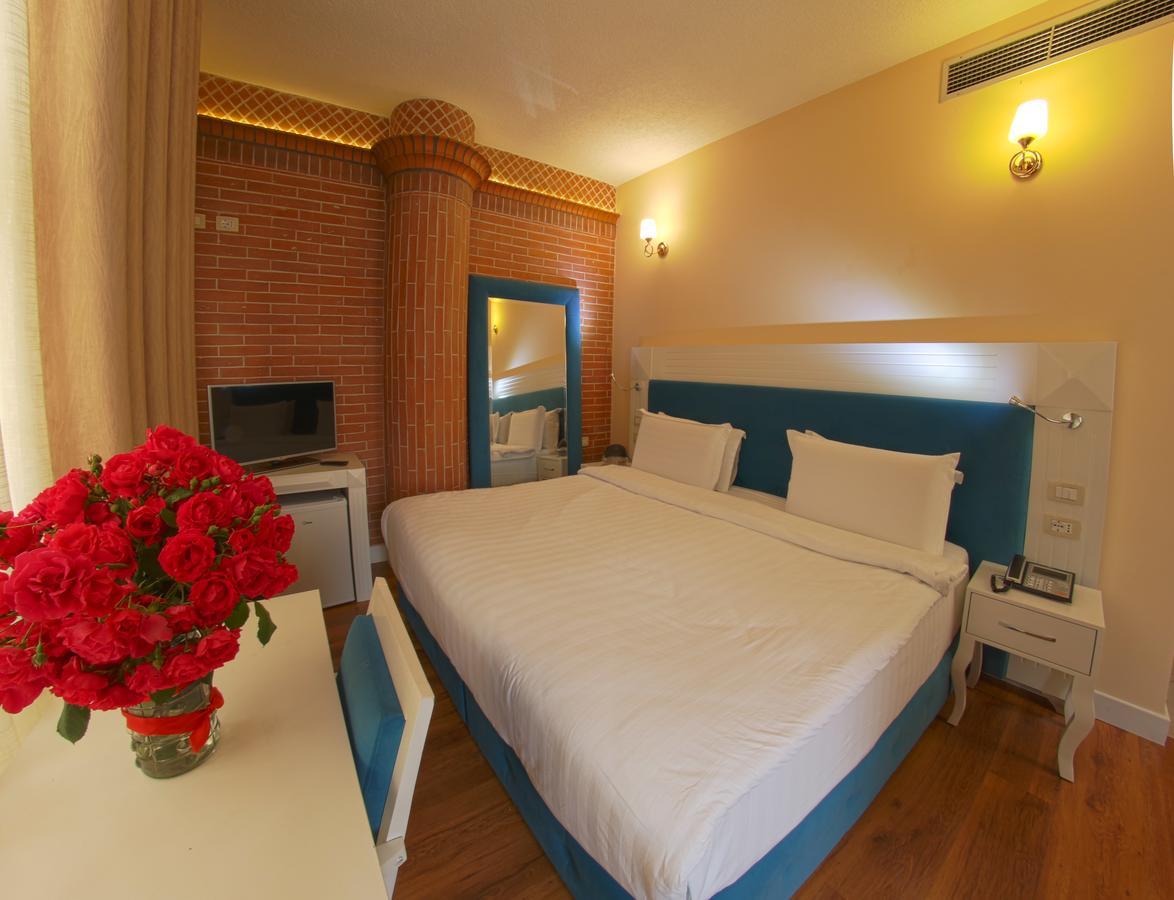 The Red Bricks Hotel Shkodër Exterior foto